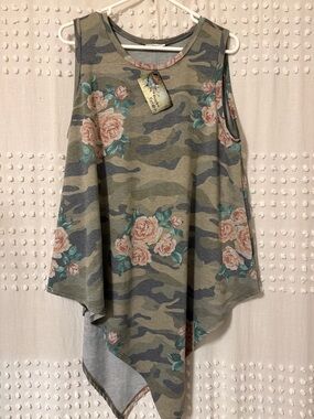 🆕 Floral Camo Asymmetrical Tank Top - Olive Green